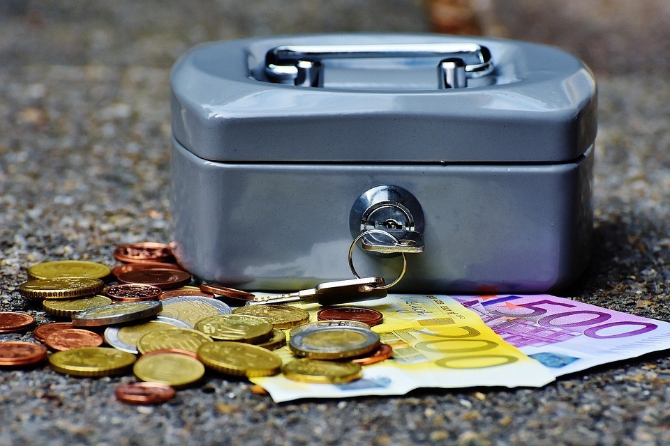 陆良急用钱借款联系方式：快速解决资金需求的途径