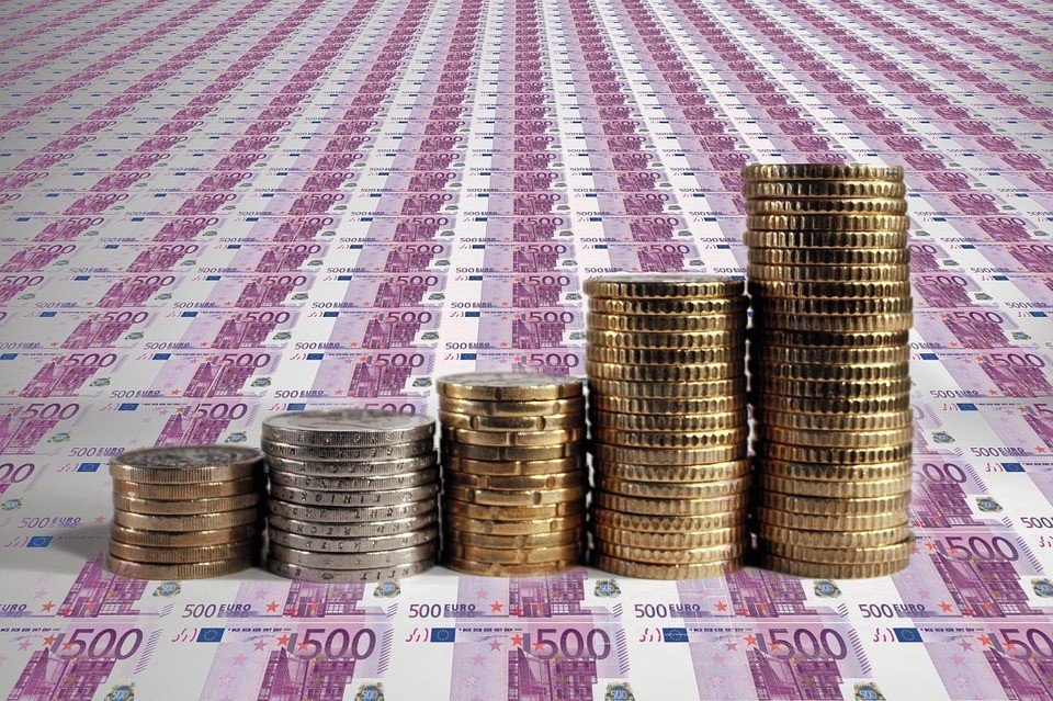 陆良24小时私人借款：如何快速获取紧急资金支持？