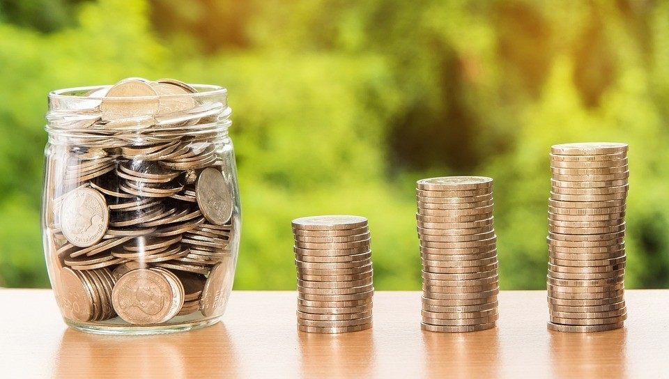 陆良私人借钱：满足急需资金的应急选择
